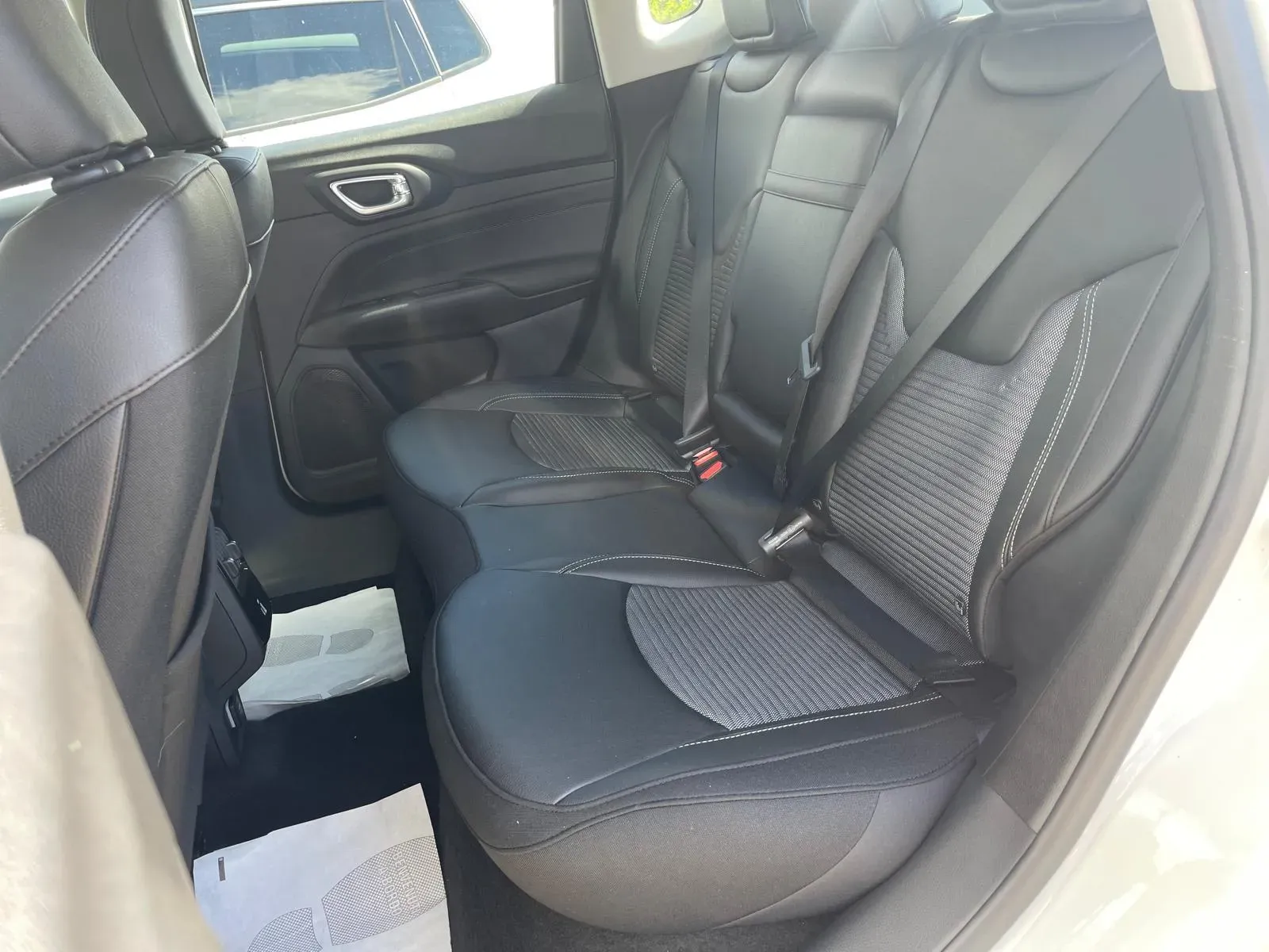 Jeep Compass foto 12