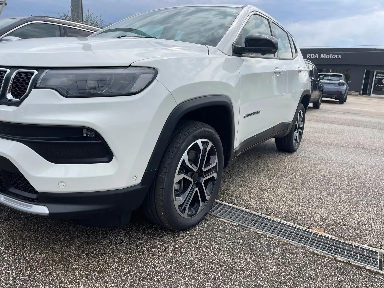 Jeep Compass foto 2