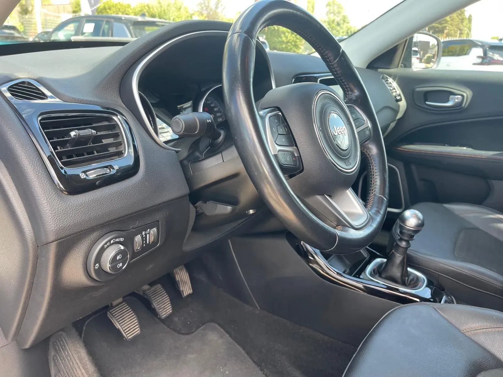 Jeep Compass foto 14