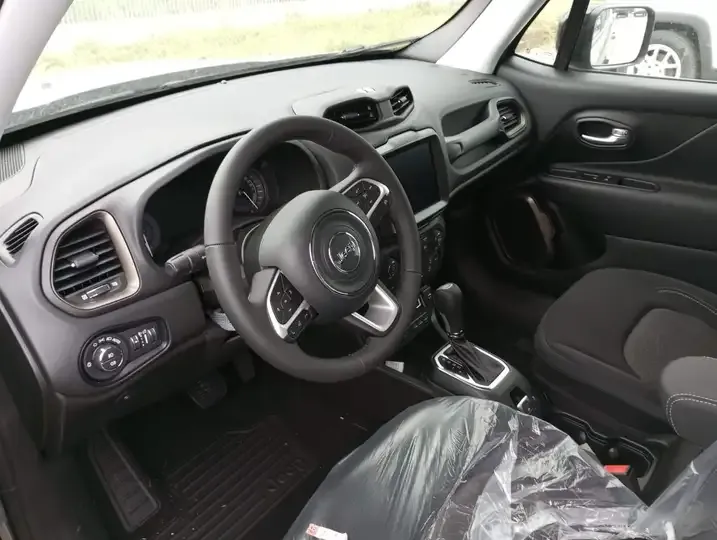 Jeep Renegade foto 6
