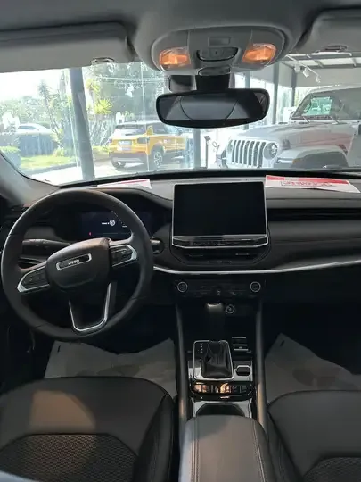 Jeep Compass foto 7