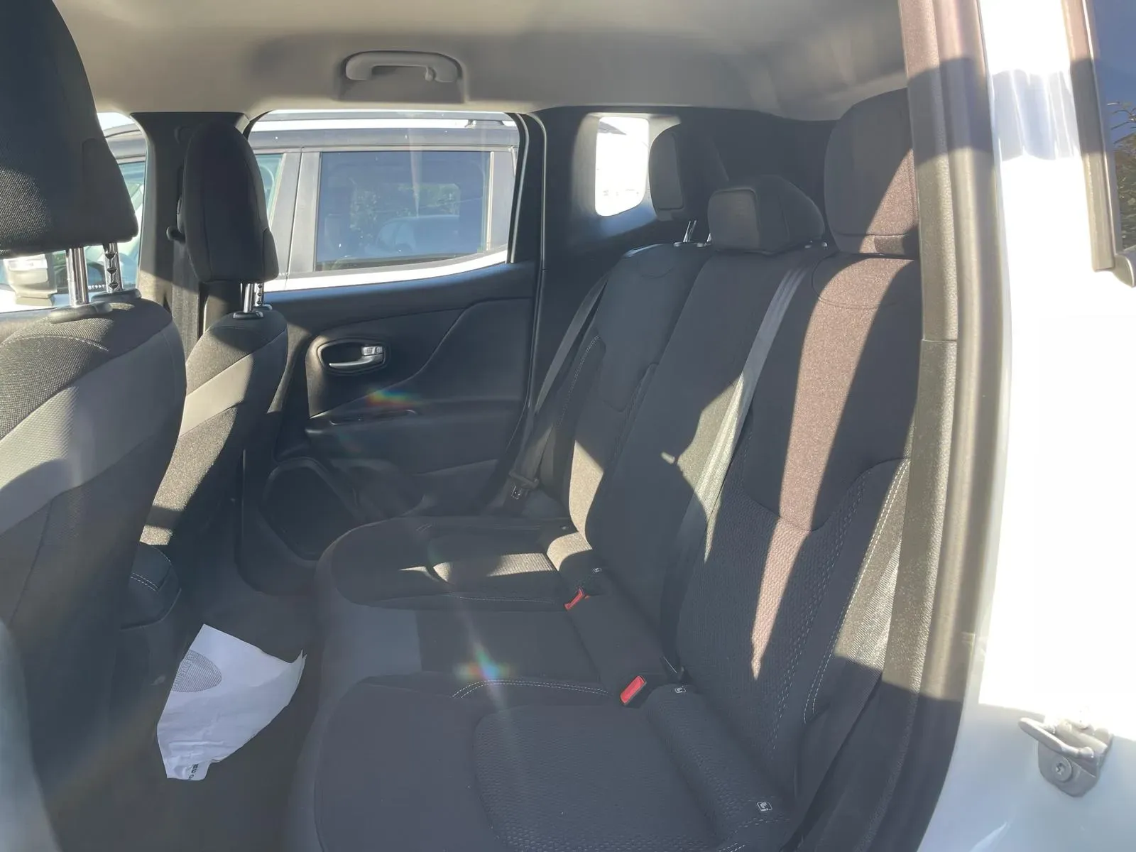 Jeep Renegade foto 10