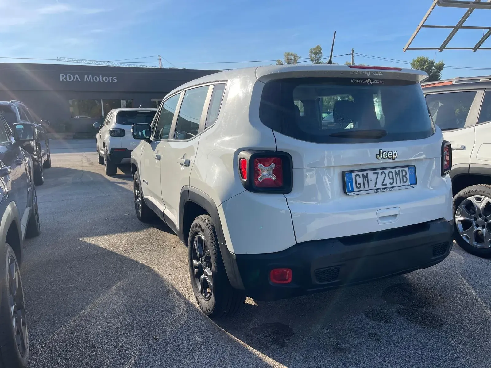 Jeep Renegade foto 11