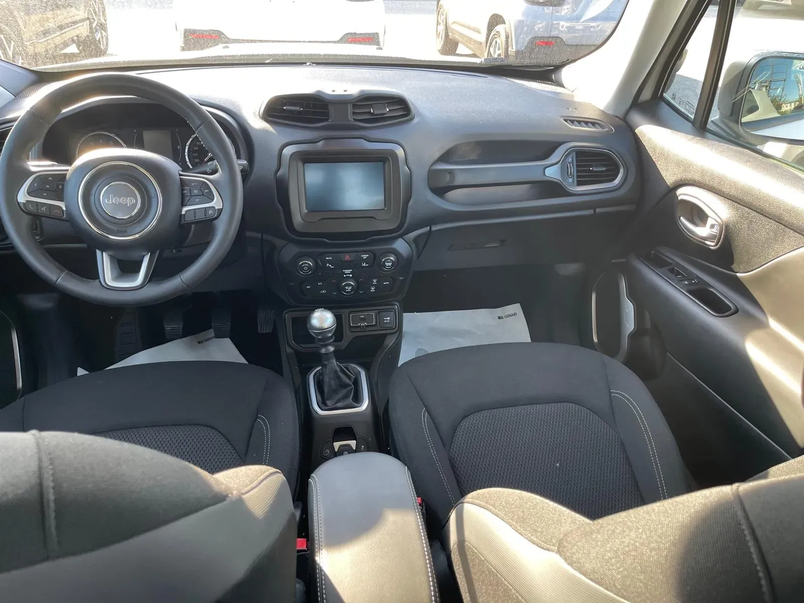 Jeep Renegade foto 5