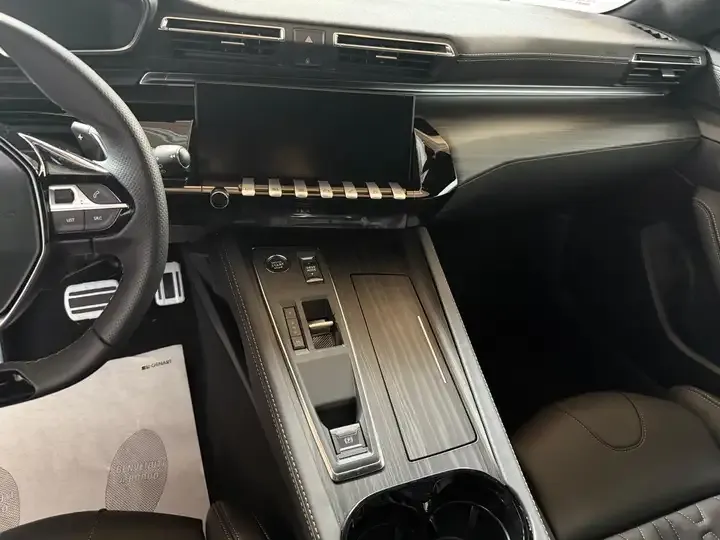 Peugeot 508 SW foto 7