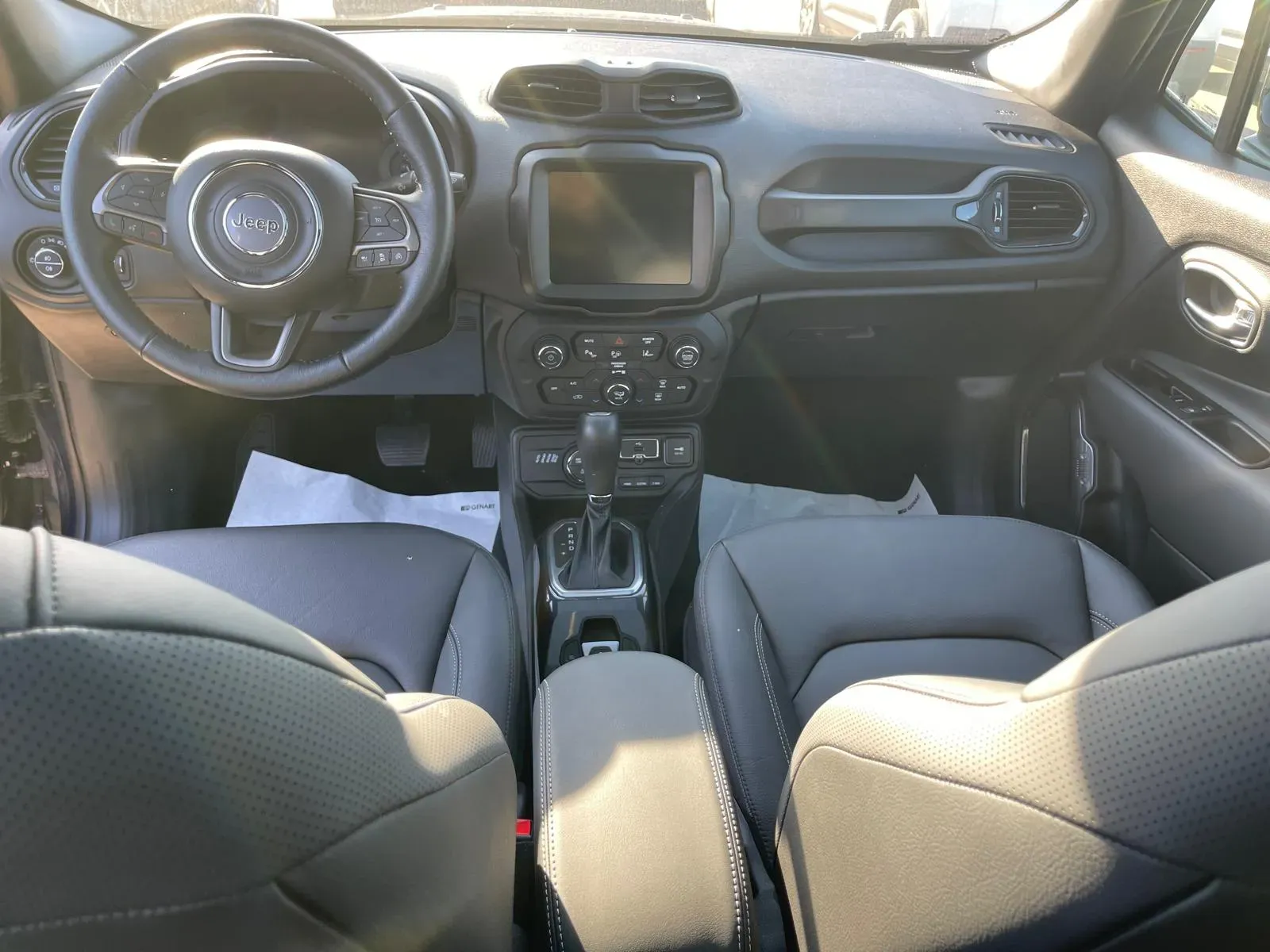 Jeep Renegade foto 7