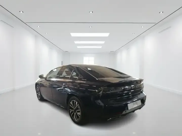 Peugeot 508 Berlina foto 2
