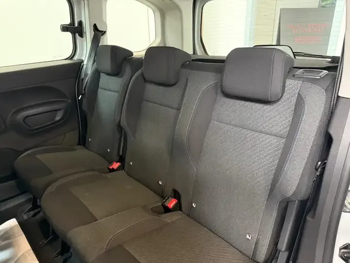Peugeot Rifter foto 8