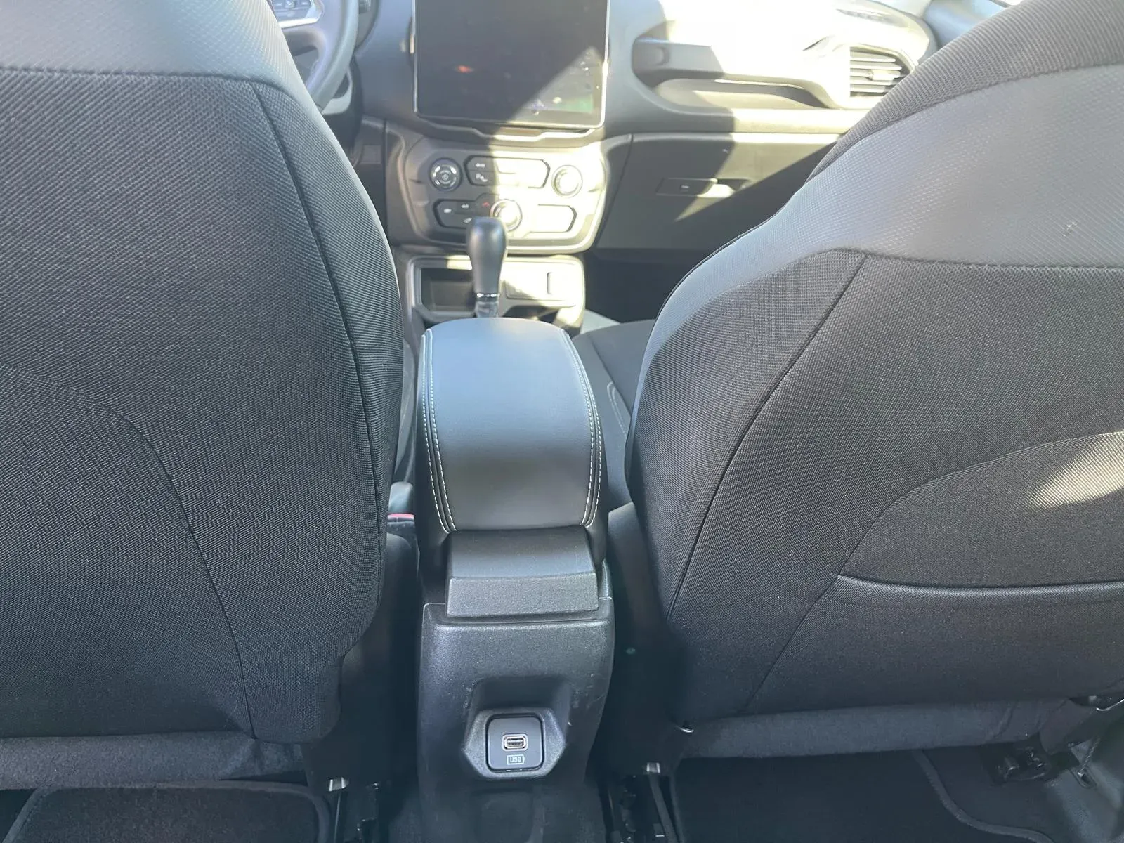 Jeep Renegade foto 11