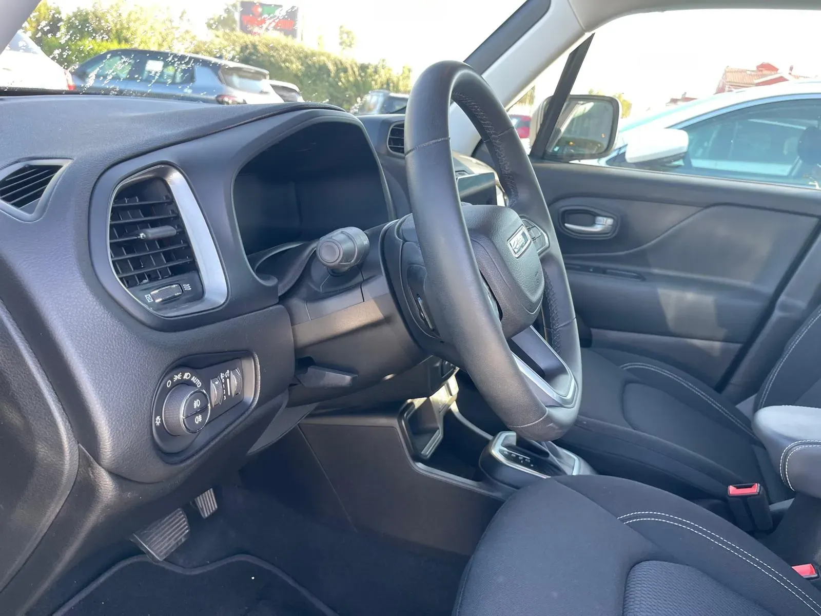 Jeep Renegade foto 4