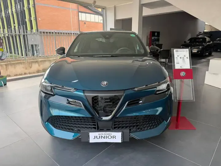 Alfa Romeo Junior foto 2
