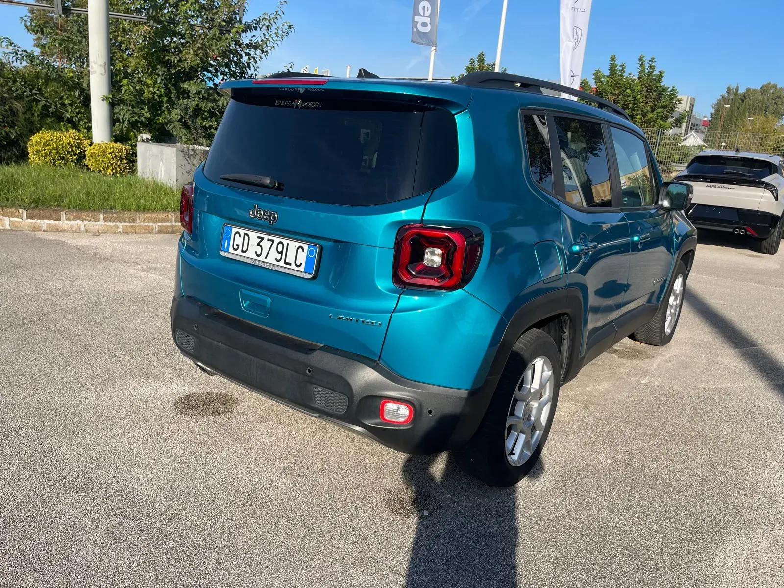 Jeep Renegade foto 12