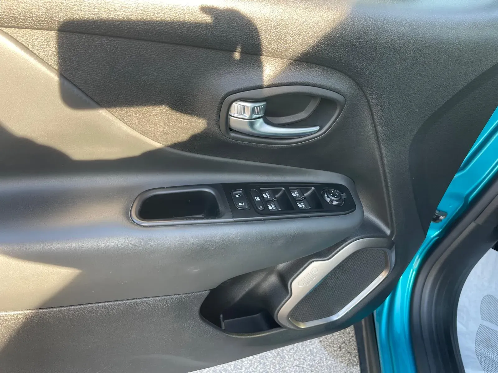 Jeep Renegade foto 8