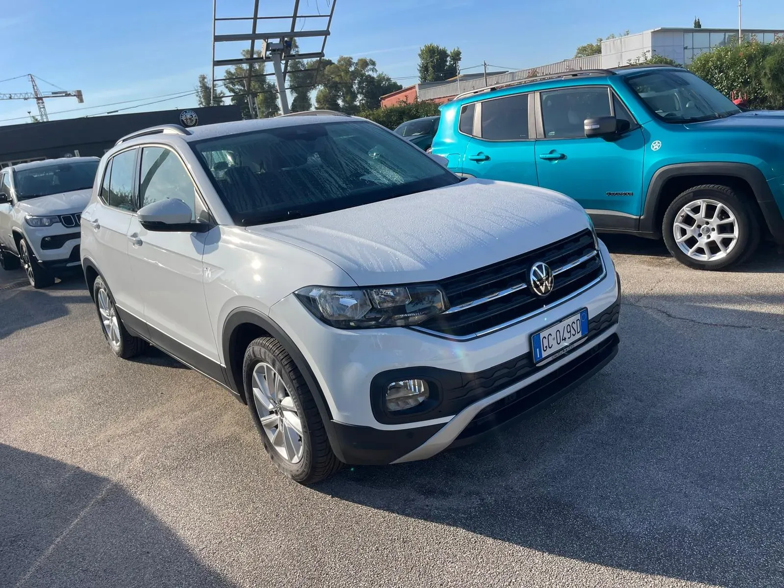 Volkswagen T-Cross foto 2