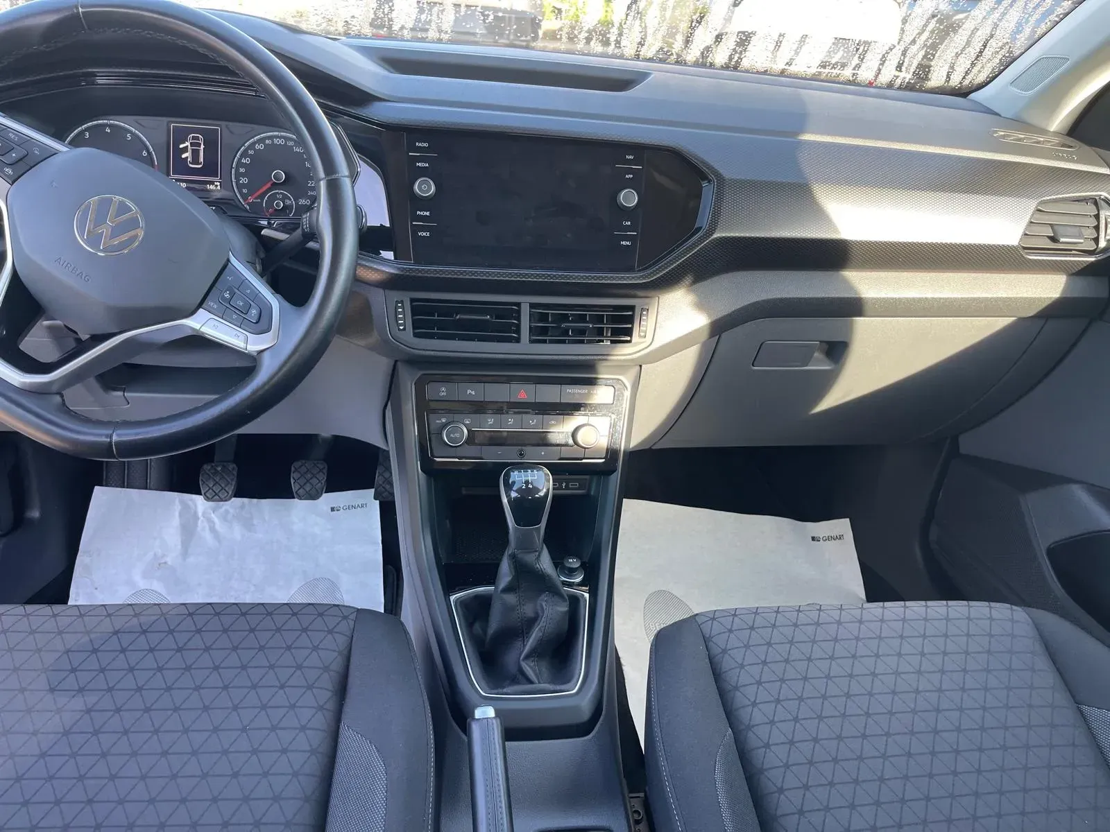 Volkswagen T-Cross foto 7