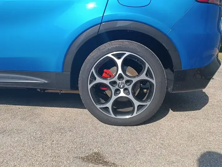 Alfa Romeo Tonale foto 4