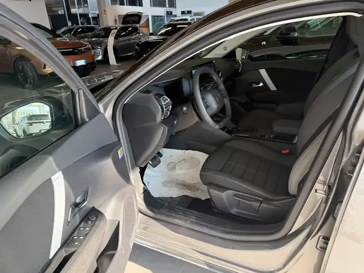 Citroen C4 foto 12
