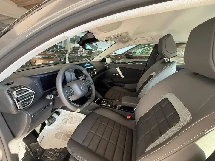 Citroen C4 foto 6