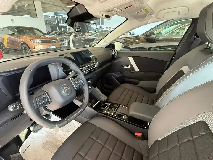 Citroen C4 foto 9