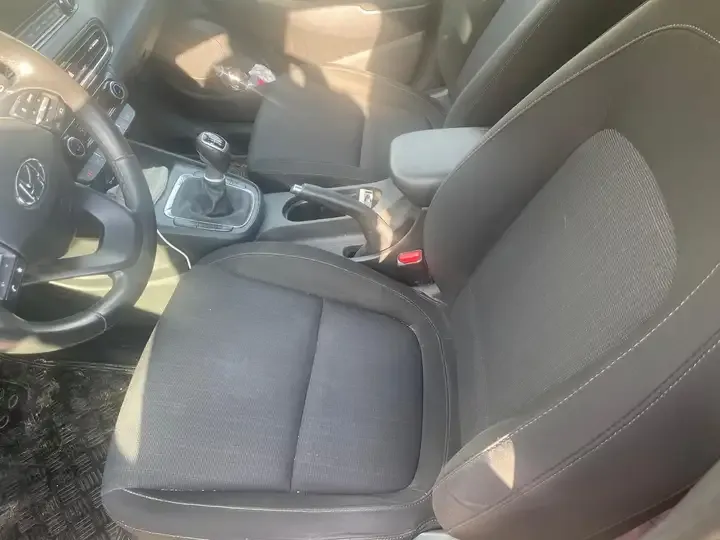 Hyundai Kona Hybrid foto 4