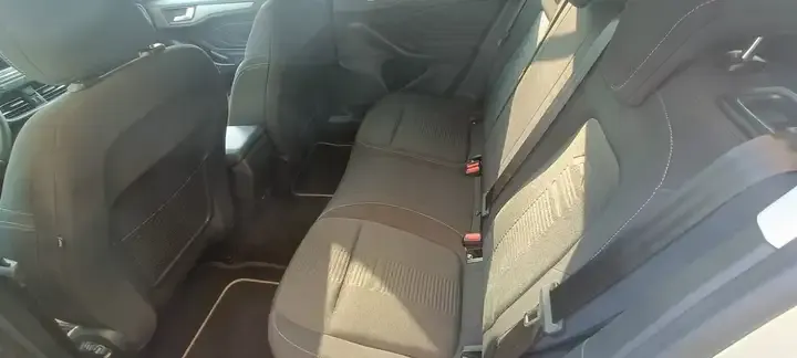 Ford Focus foto 12