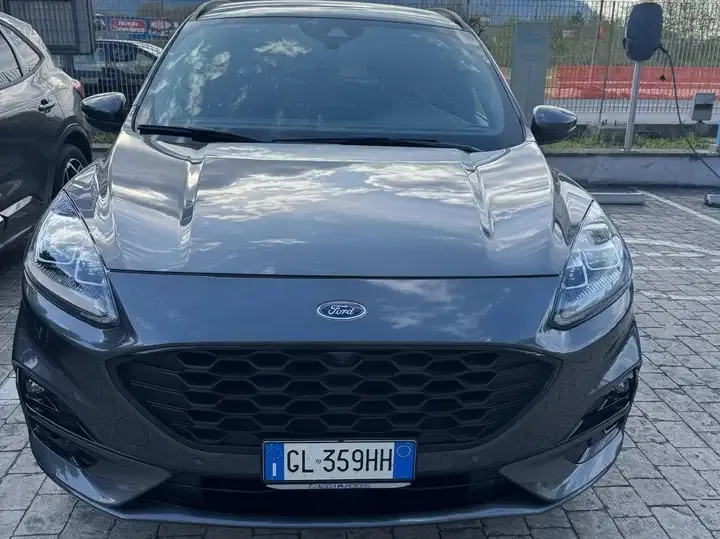 Ford Kuga foto 2