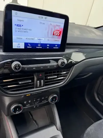 Ford Kuga foto 6