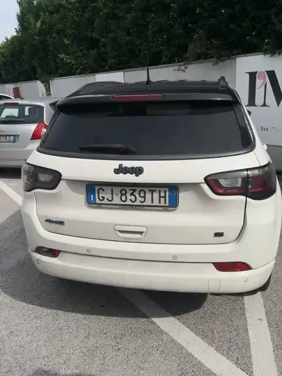 Jeep Compass foto 2