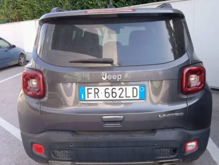 Jeep Renegade foto 2