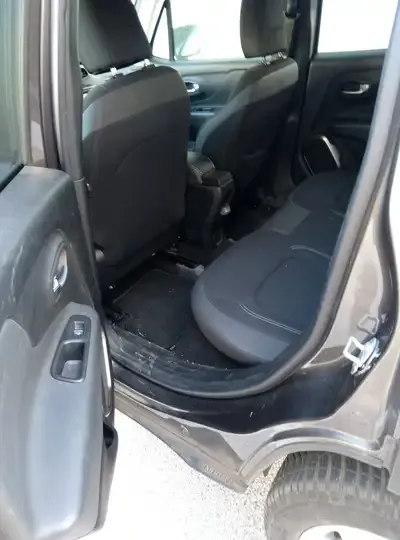 Jeep Renegade foto 6