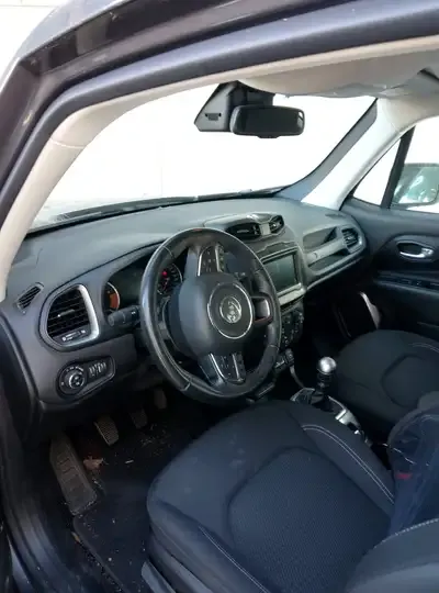 Jeep Renegade foto 7