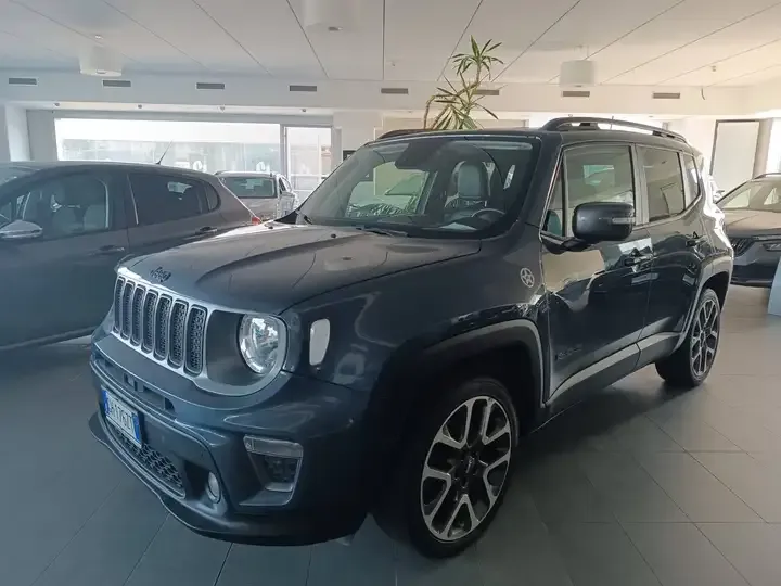 Jeep Renegade foto 2