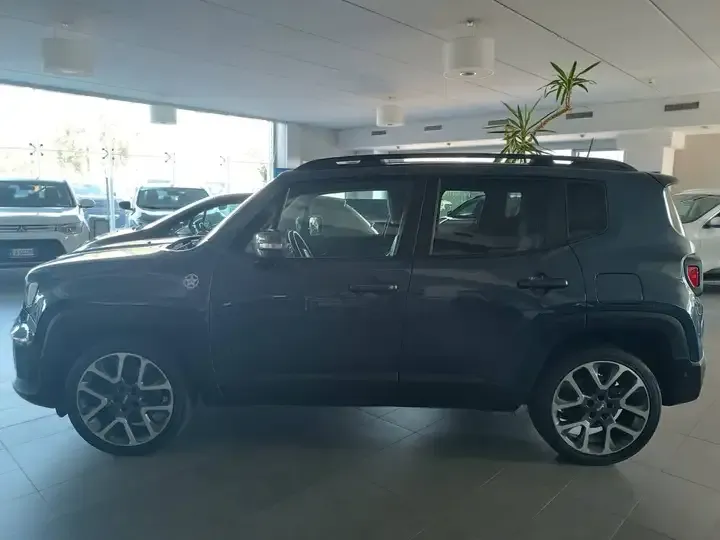 Jeep Renegade foto 3