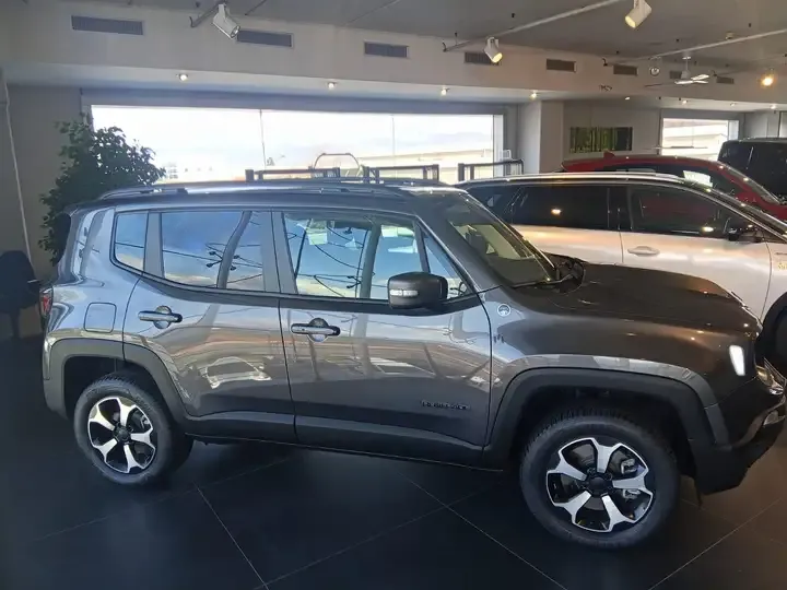 Jeep Renegade foto 4