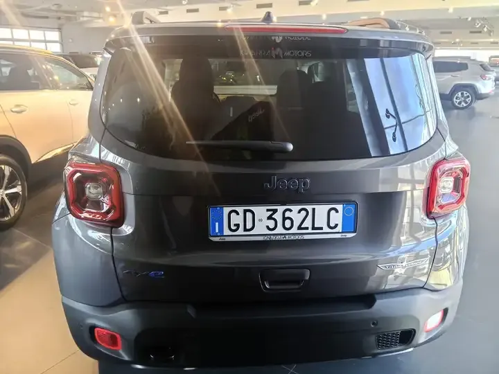 Jeep Renegade foto 7