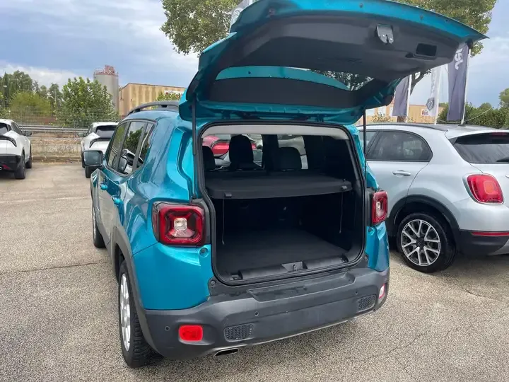 Jeep Renegade foto 12