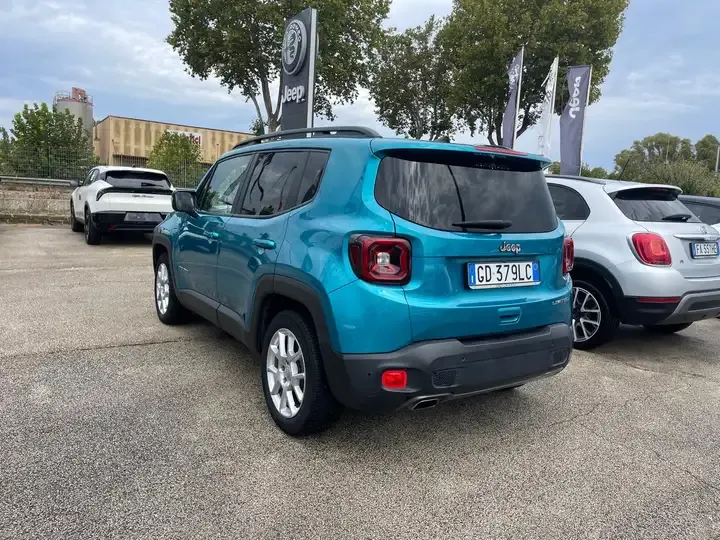 Jeep Renegade foto 14