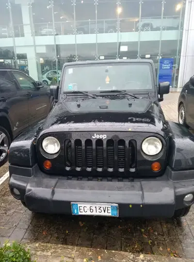 Jeep Wrangler foto 2