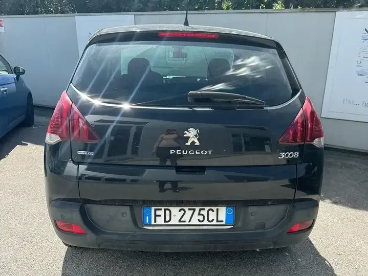 Peugeot 3008 foto 2