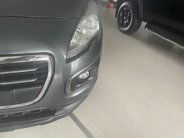 Peugeot 3008 foto 9