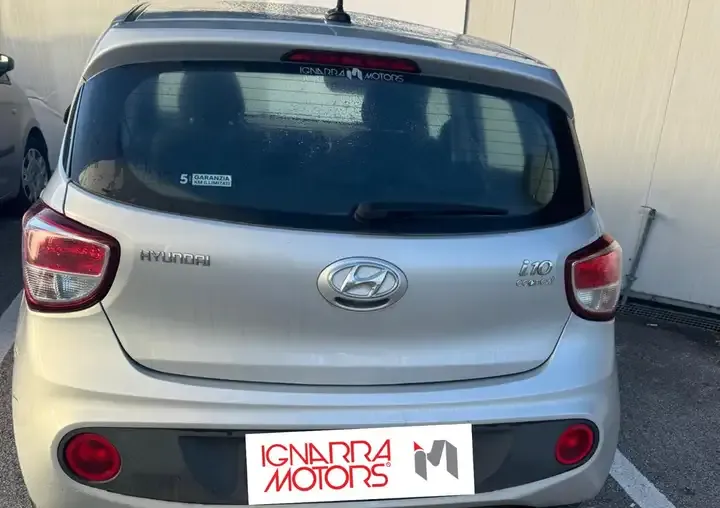Hyundai i10 foto 2
