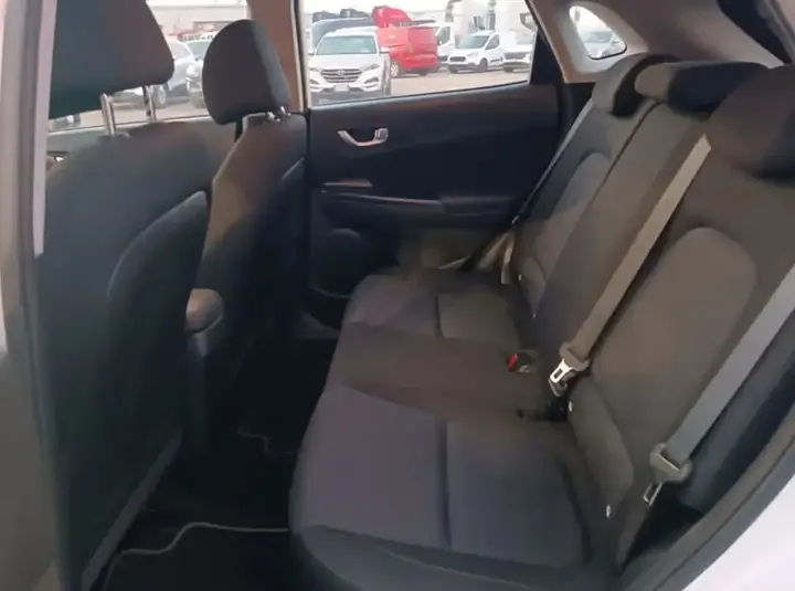 Hyundai Kona foto 9
