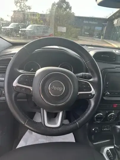 Jeep Renegade foto 5