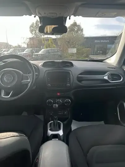 Jeep Renegade foto 6