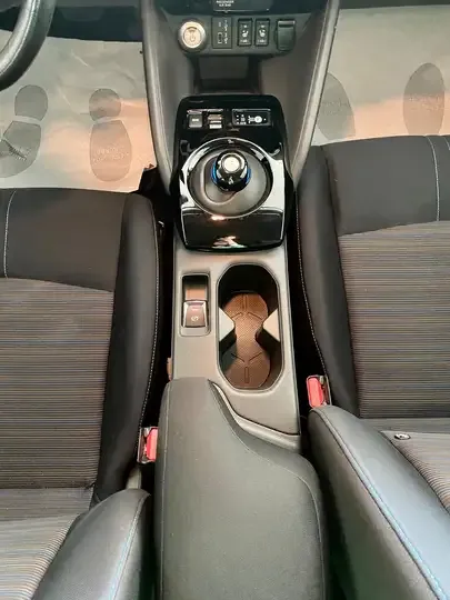 Nissan Leaf foto 8