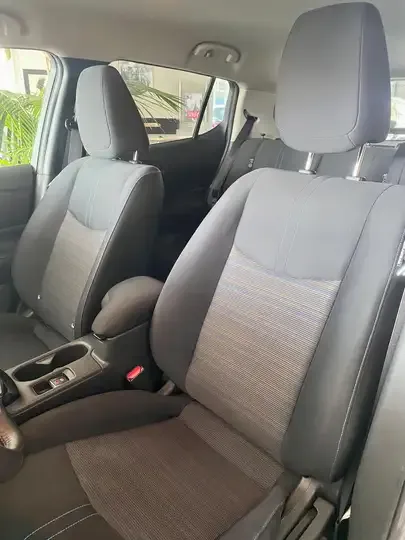Nissan Leaf foto 9