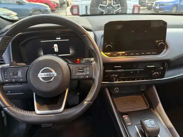 Nissan Qashqai foto 9
