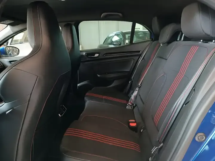 Renault Megane foto 10