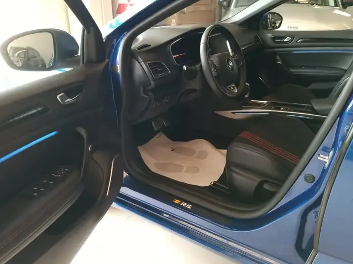 Renault Megane foto 7