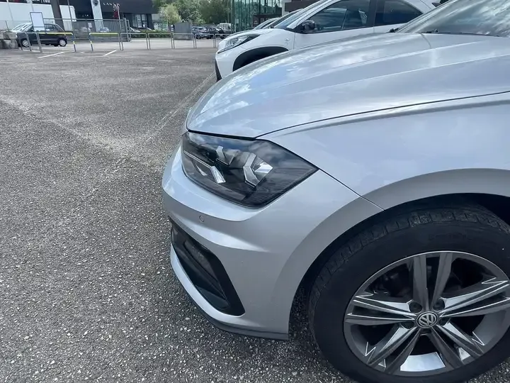 Volkswagen Polo foto 8